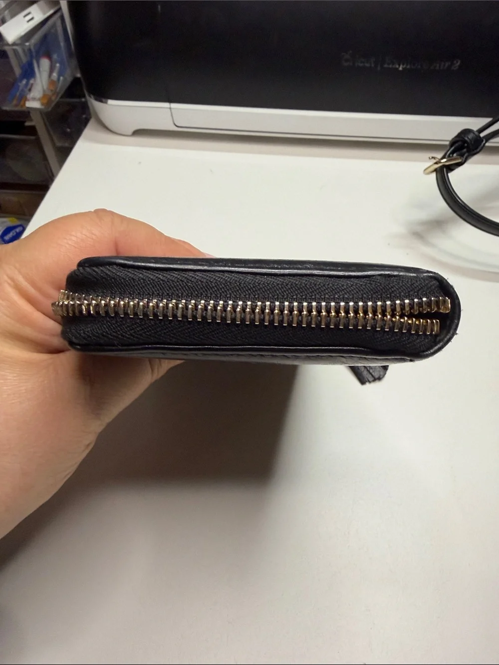 Gucci Black Embossed GG Leather Wallet - Picture 7 of 8